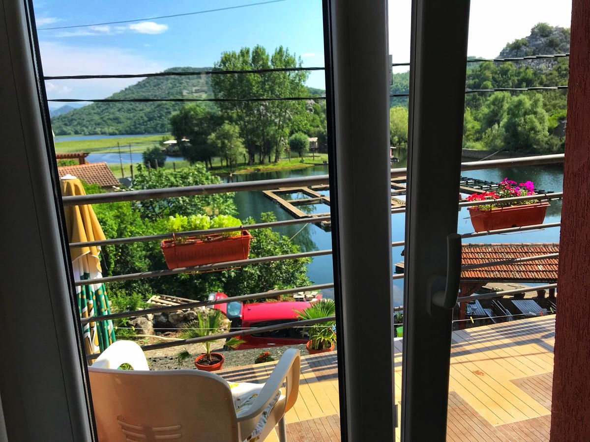 Апартаменты Studio Apartment Cudo Nevidjeno Karuč-6