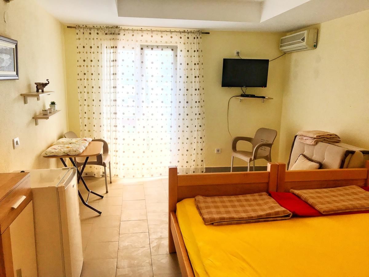 Апартаменты Studio Apartment Cudo Nevidjeno Karuč-37
