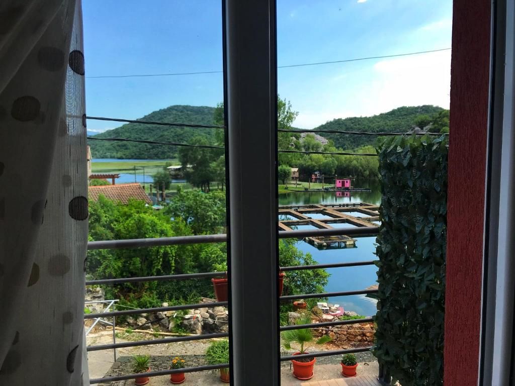 Апартаменты Studio Apartment Cudo Nevidjeno Karuč-53