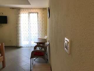 Апартаменты Studio Apartment Cudo Nevidjeno Karuč Апартаменты с видом на озеро-60