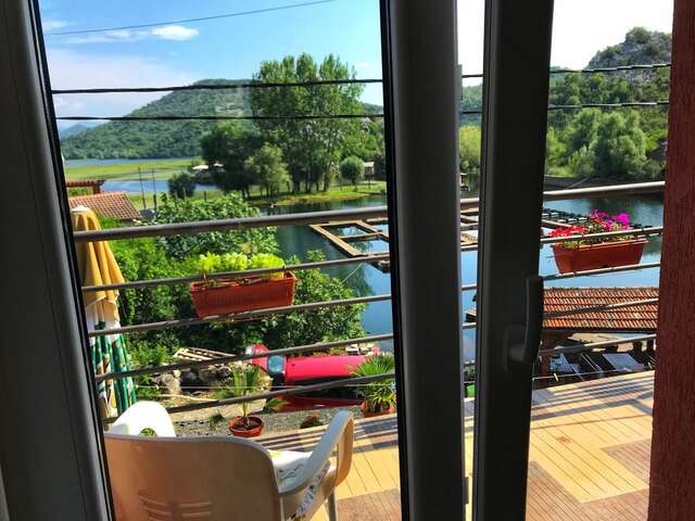 Апартаменты Studio Apartment Cudo Nevidjeno Karuč-5