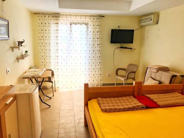 Апартаменты Studio Apartment Cudo Nevidjeno Karuč-36